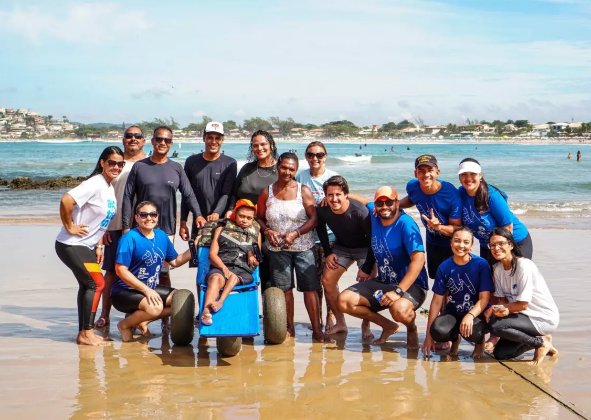 PROJETO “MAR PARA TODOS” PROMOVE INCLUSÃO NAS PRAIAS DE BÚZIOS