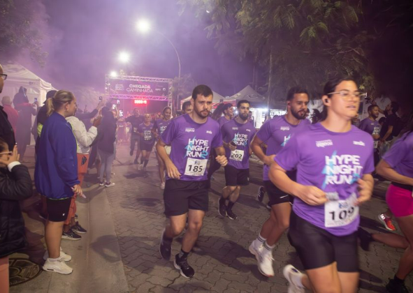 HYPE NIGHT RUN 2 MOVIMENTOU RIO DAS OSTRAS NA NOITE DO ÚLTIMO SÁBADO