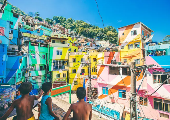 EXECUTIVO ALEMÃO FOI MORAR NA FAVELA