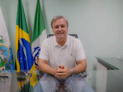ALEXANDRE MARTINS ESTÁ DE VOLTA A CHEFIA DO PODER EXECUTIVO DE ARMAÇÃO DOS BÚZIOS
