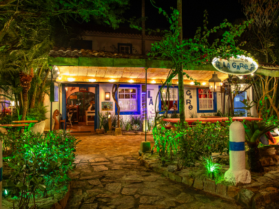 RESTAURANTE LA GARE, EM BÚZIOS,   CELEBRA DIA DOS NAMORADOS COM EVENTO ESPECIAL