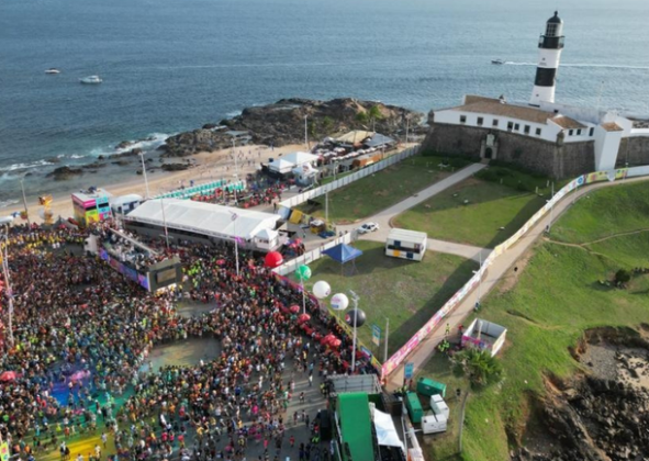 NORDESTE LIDERA PREFERÊNCIA DOS BRASILEIROS PARA VIAGENS DE CARNAVAL, COM SALVADOR NO TOPO DA LISTA