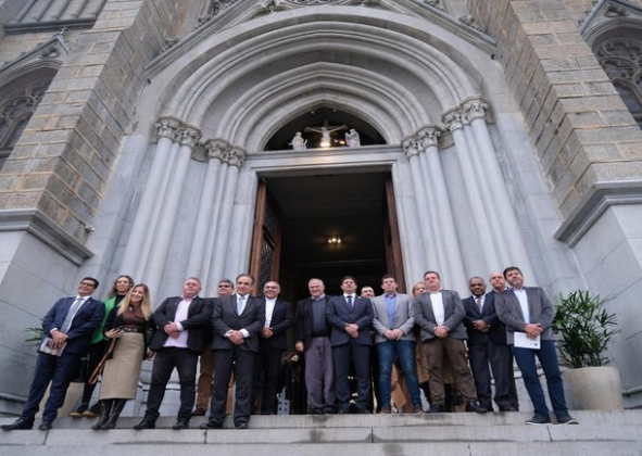 MINISTRO DO TURISMO PARTICIPA DA INAUGURAÃ‡ÃƒO DA CATEDRAL IMPERIAL, EM PETRÃ“POLIS (RJ)