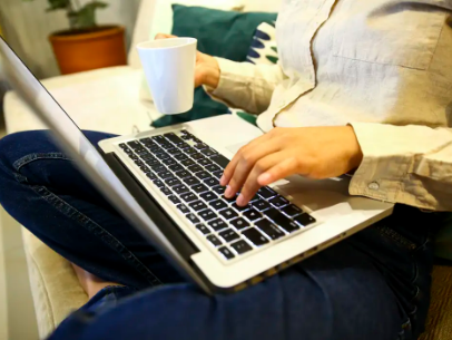 GOLPES NO DIA DAS MÃES: VEJA COMO SE PROTEGER NAS COMPRAS ONLINE